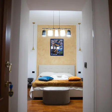 El Diez بيت ضيافة نابولي