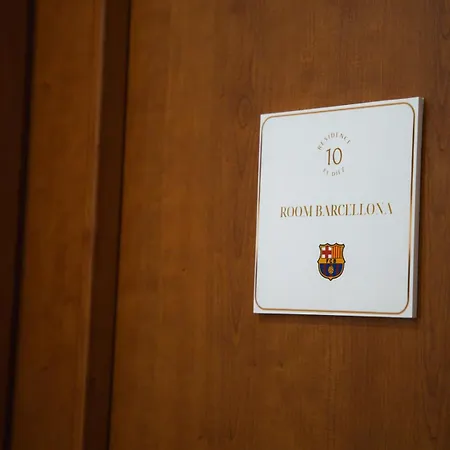 El Diez بيت ضيافة نابولي