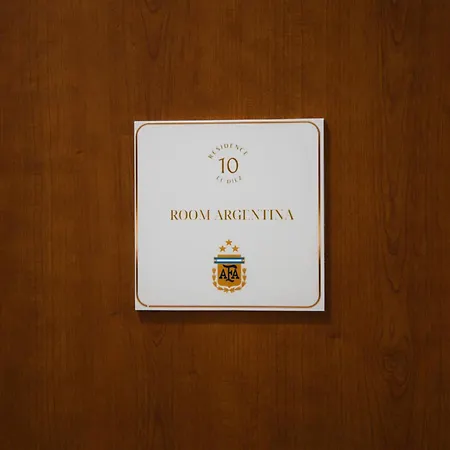 El Diez بيت ضيافة نابولي